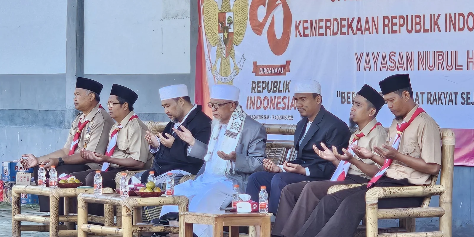Upacara Peringatan HUT RI Ke-80 Di Ponpes Nurul Hakim Kediri